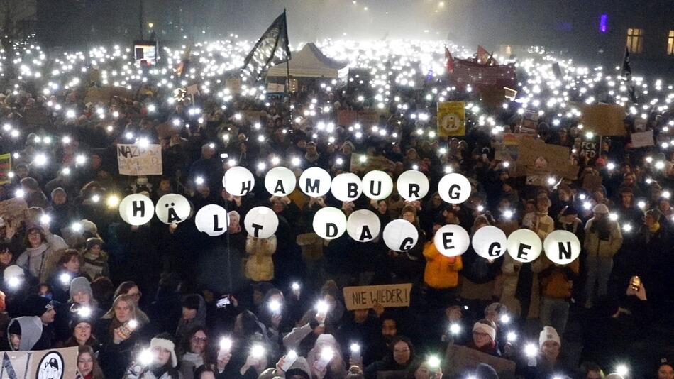 Demonstration zur Migrationspolitik - Hamburg