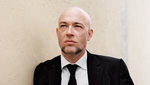 Der Graf von Unheilig hat schlechte Nachrichten: Er muss zwei weitere Konzerte absagen.