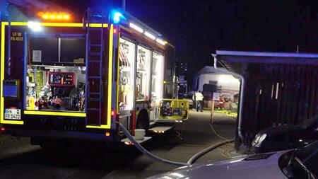 Kugelbombe explodiert bei Vorbereitung – Mann am Auge verletzt