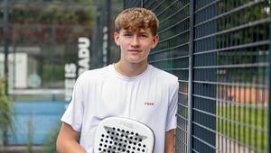 Padel-Spieler Jonas Trümpler beim TC Barrien