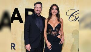 James Franco und Izabel Pakzad scheinen sich an der Côte d'Azur wohlzufühlen.