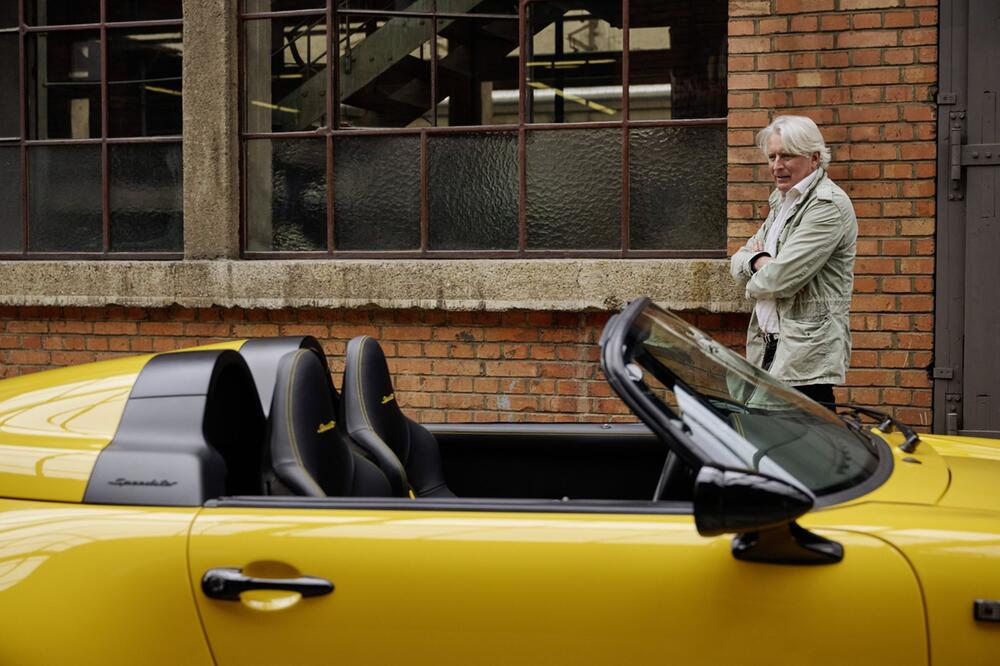 Luca Trazzi mit Einzelanfertigung Porsche 993 Speedster