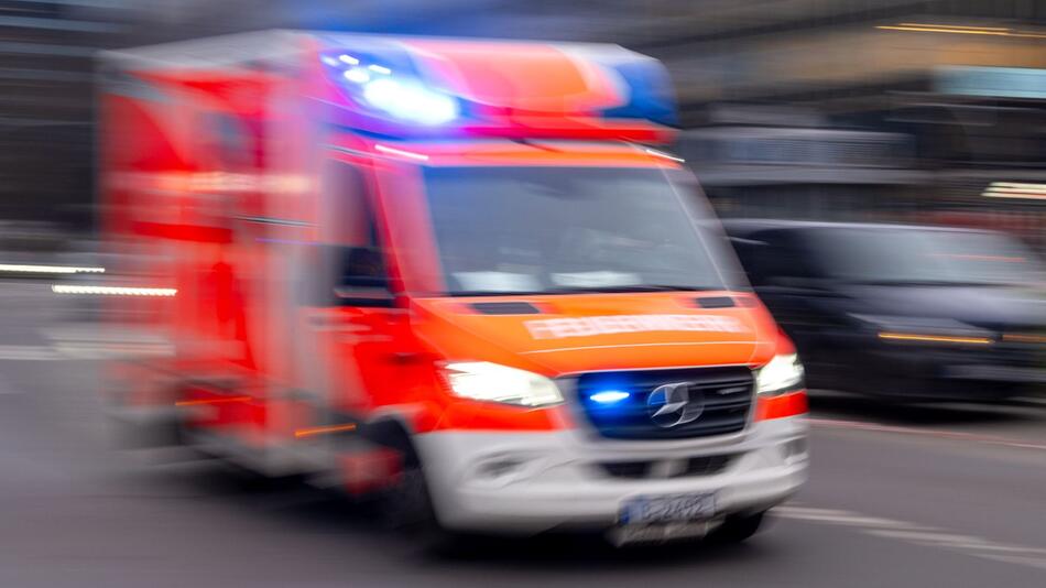 Krankenwagen im Einsatz - Archiv