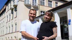 Vierlinge: Seltenes Babyglück für junges Paar im Erzgebirge