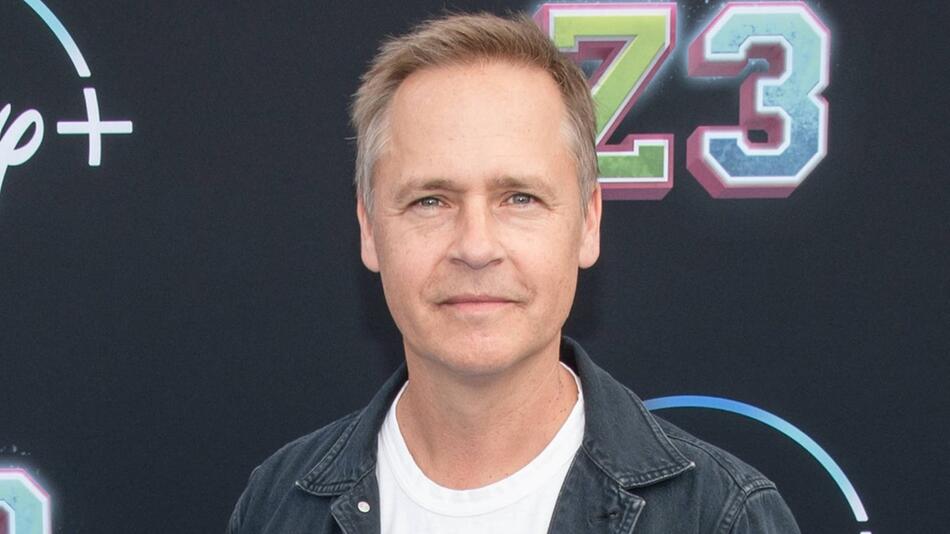 Chad Lowe のページの著作権 "リヒト・アンセレス・レーベンス"。