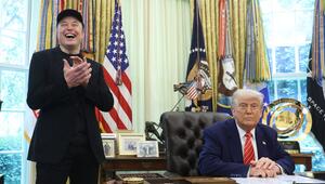 Elon Musk und Donald Trump bei einer gemeinsamen Pressekonferenz.