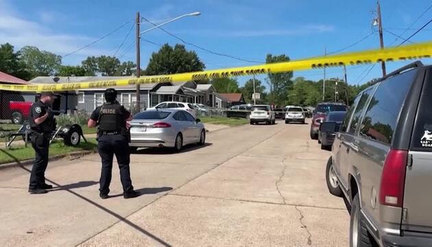 Gewalttat in den USA: Mann tötet acht Kinder und wird von Polizei erschossen