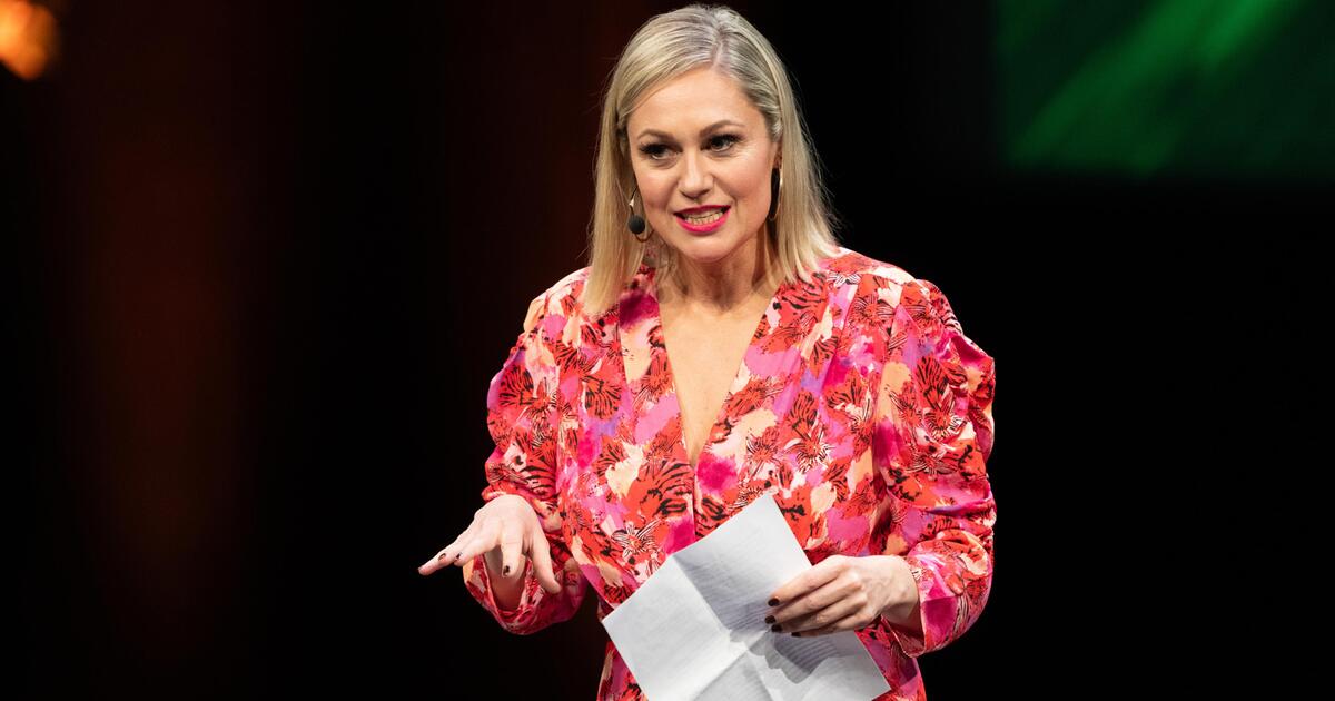 Ruth Moschner Uses Satire to Criticize AfD Political Policies