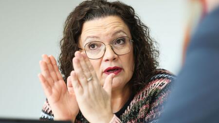 Nahles: Fachkräftemangel auf Dauer größeres Problem als Arbeitslosigkeit