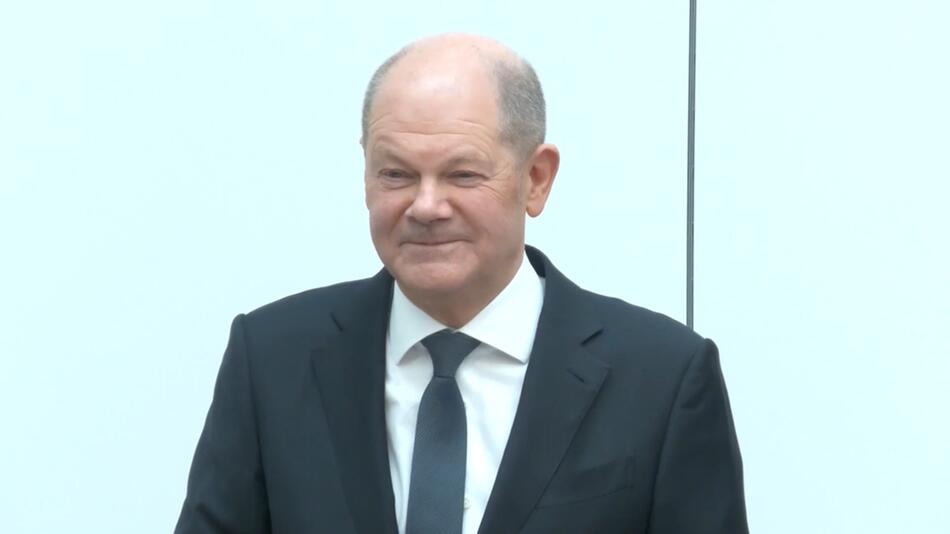 Bundeskanzler Olaf Scholz während der dpa-Konferenz der Chefredakteure