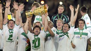 Diego mit DFB-Pokal 2009