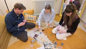 Einmal wieder Kind sein - der Lego-Bauraum in München macht's möglich