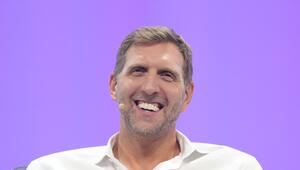 Dirk Nowitzki bei der Hamburger Digitalmesse OMR