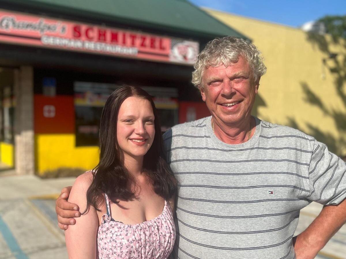 Graciiewesstt nude she is very curvy but in great shape,