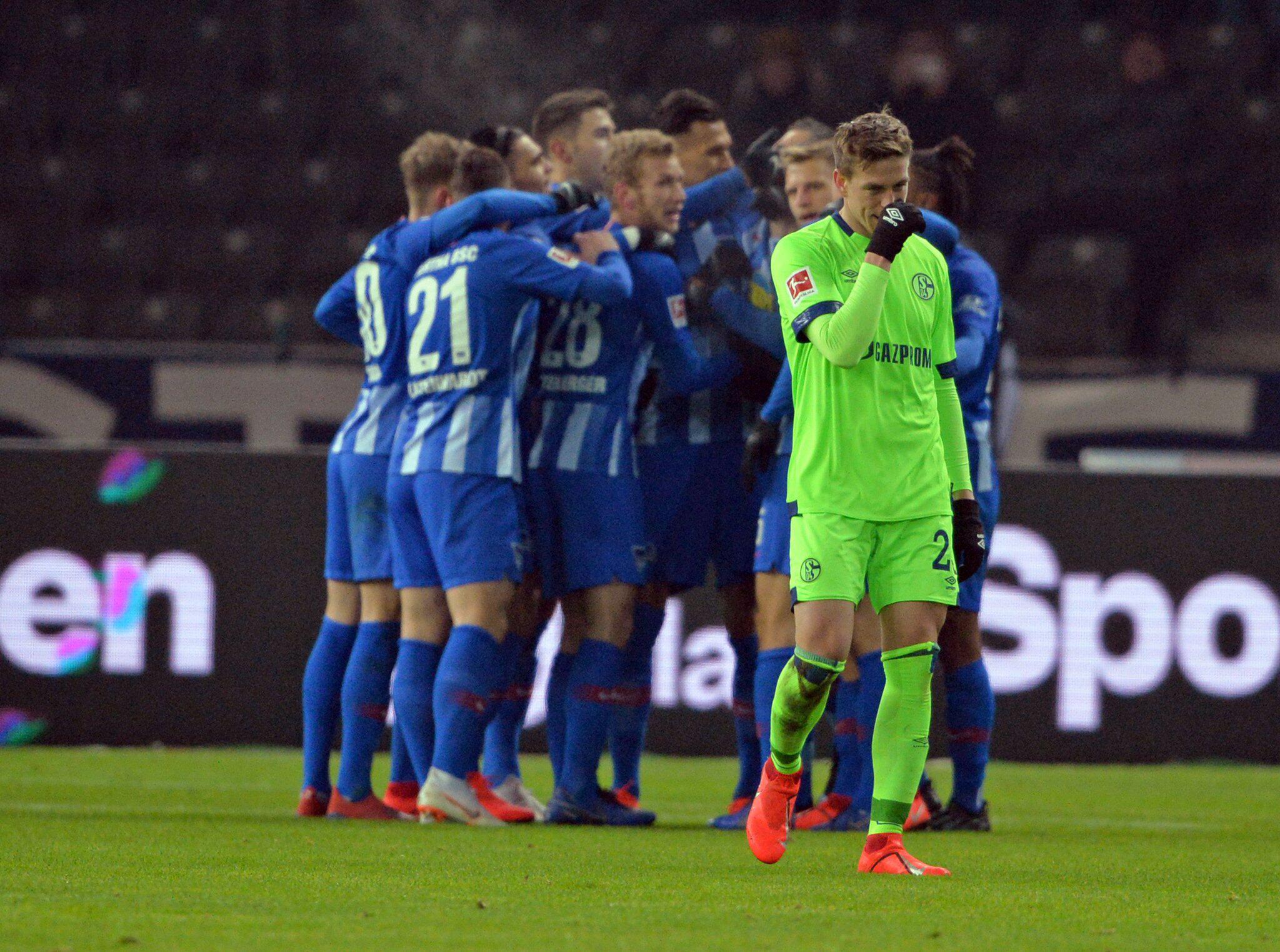 Eiskalt erwischt Schalke nach zweimaliger Führung 22 bei Hertha BSC