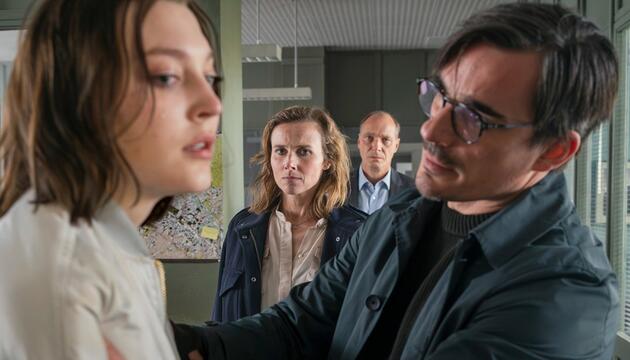 Am Sonntag läuft "Tatort: Herz der Dunkelheit" aus Dresden mit (v.l.): Romy Brahms (Charlotte ...