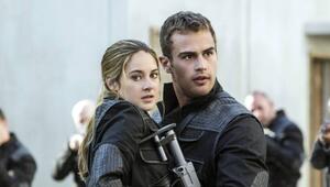 "Die Bestimmung - Divergent": Tris (Shailene Woodley) und Four (Theo James) sind in großer Gefahr.