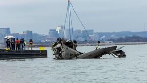 Wrack von Flugzeugabsturz wird geborgen