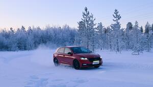 Winterreifen-Test des ADAC in Finnland