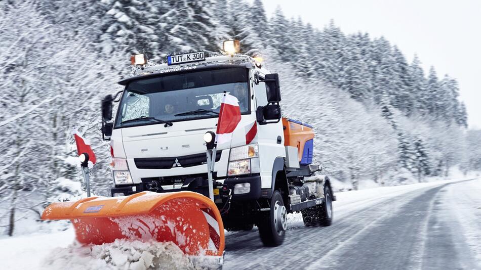 Nebenstraßen im Winter: Vorsicht vor Schnee- und Eisglätte!