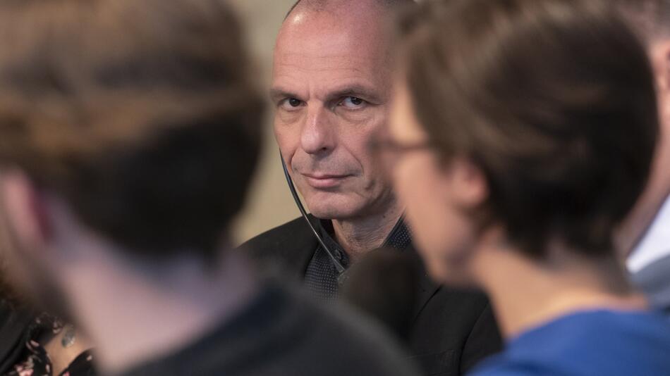 Gianis Varoufakis visits Berlin