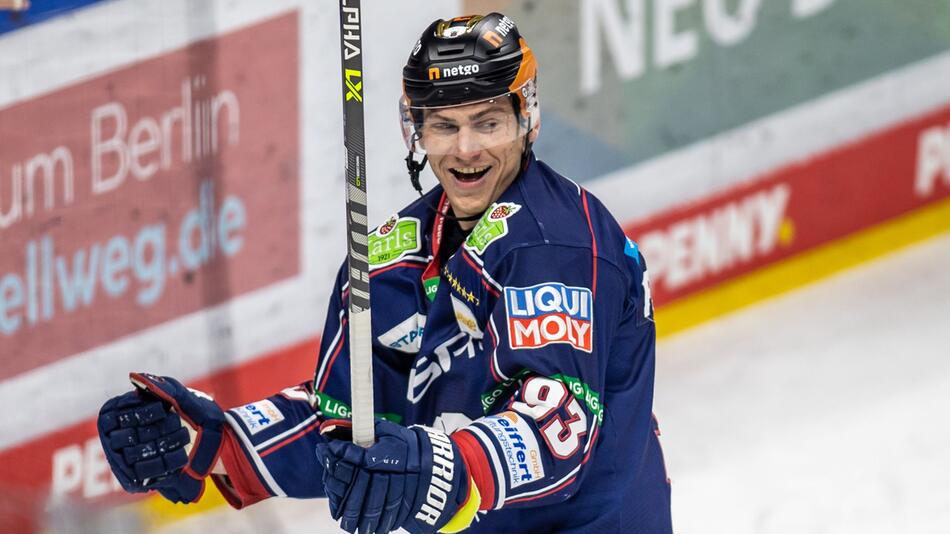 Eisbären-Profi Leo Pföderl