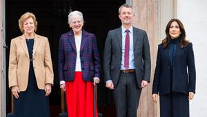 Ihre Rückkehr in die Öffentlichkeit absolvierte Königin Mary neben ihrem Mann König Frederik ...