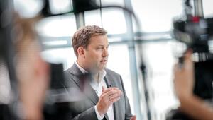 SPD-Chef Lars Klingbeil im Sommerinterview in Sat.1 :newstime