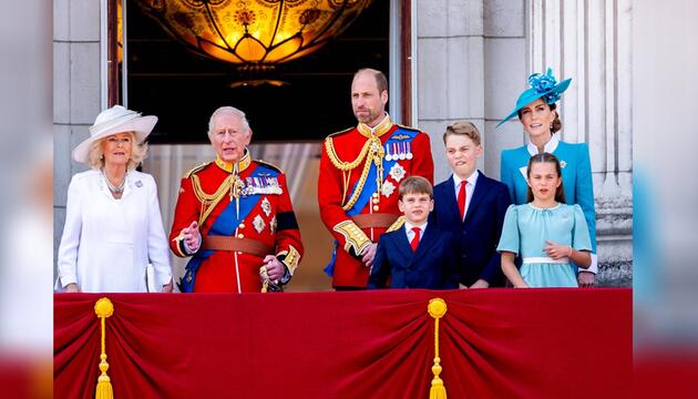 Die britischen Royals müssen oft innerhalb und außerhalb von Großbritannien reisen - das läppert ...