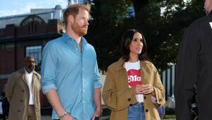 Prinz Harry und Herzogin Meghan sind nach sechs Jahren in Kalifornien zurück in Großbritannien.