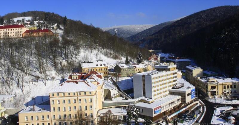 Zwischen Wintervergnügen und Radonkur Zu Besuch in Jáchymov WEB.DE