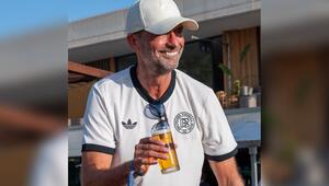 Cooles Grinsen, kühles Bierchen und nebenbei Tennis: Jürgen Klopp bei den Mallorca Championships ...