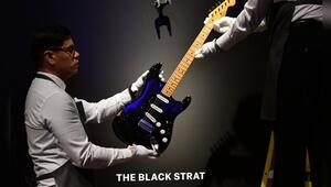 Das teure Objekt der Begierde: Die legendäre Black Strat von David Gilmour.