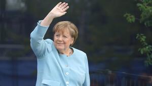 Angela Merkel bei der Eröffnungszeremonie des Obama Presidential Center.
