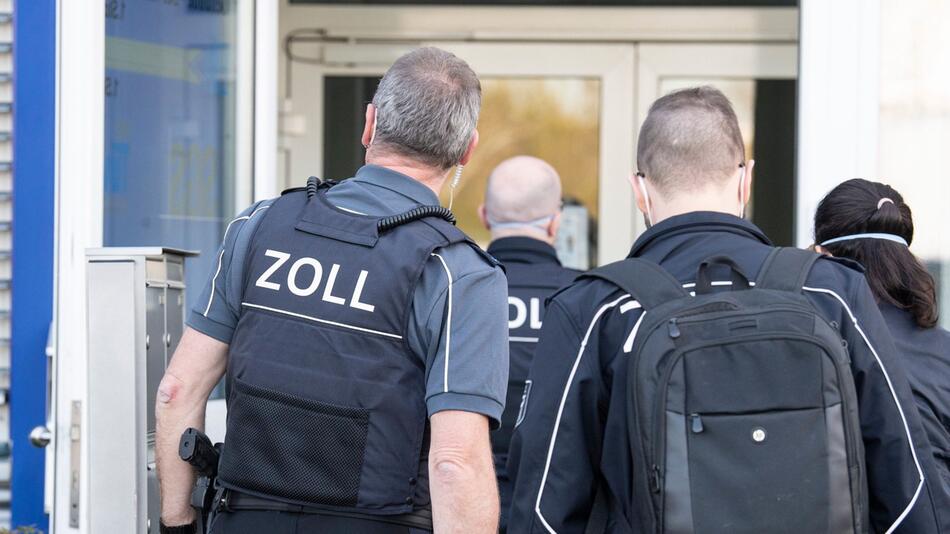 Zoll-Razzia