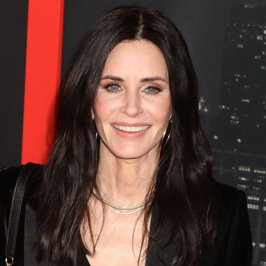 Xotinining eshagini yalayotgan erning uy qurilishi pornosini tomosha qiling Ozarbayjon jinsiy aloqa video