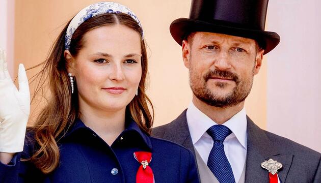 König Haakon und seine Tochter Ingrid Alexandra traten beim Parlamentsdinner als Gastgeber auf.