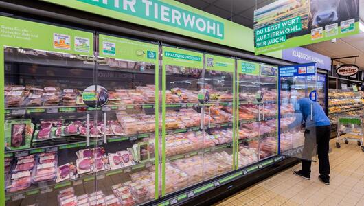 ALDI SÜD stellt neues Kühlkonzept zur Haltungskennzeichnung vor