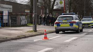 Messerangriff vor Hamburger Schule