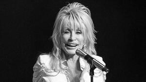 Die Musikwelt trauert um Dolly Parton.