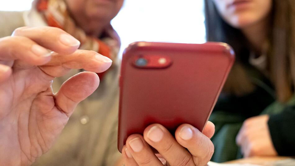Smartphone-Sprechstunde für Senioren