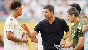 Jude Bellingham und Xabi Alonso