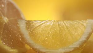 NICHT NEHMEN! Perfekt portionieren: Mit diesem genialen Trick lässt sich Zitronensaft ganz ...