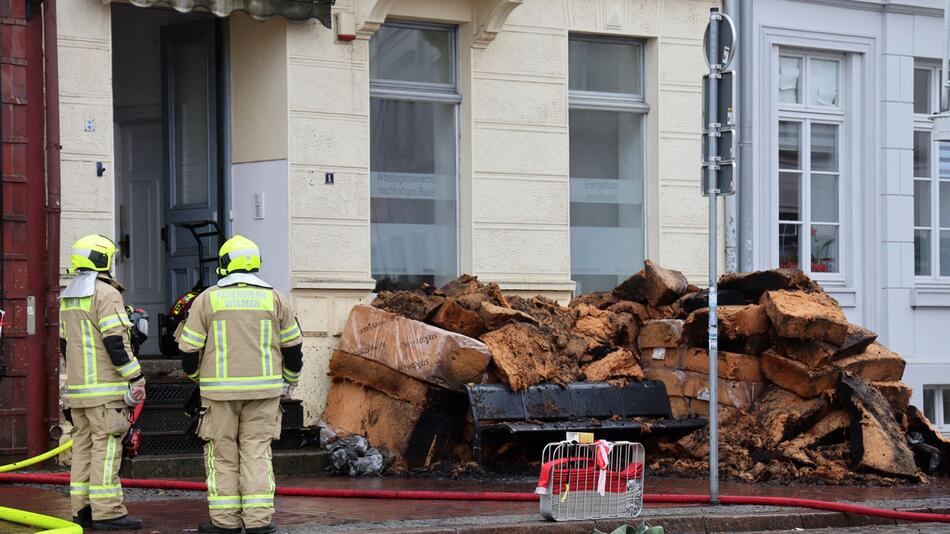 Brand am Marktplatz in Wismar