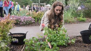 Prinzessin Kate pflanzte 50 Rosen in Colchester.