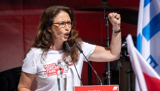 DGB-Chefin Yasmin Fahimi bei der Maikundgebung in Chemnitz.