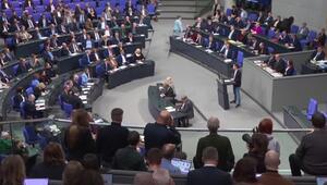 Merz erhält Kanzlermehrheit für schwarz-rotes Rentenpaket