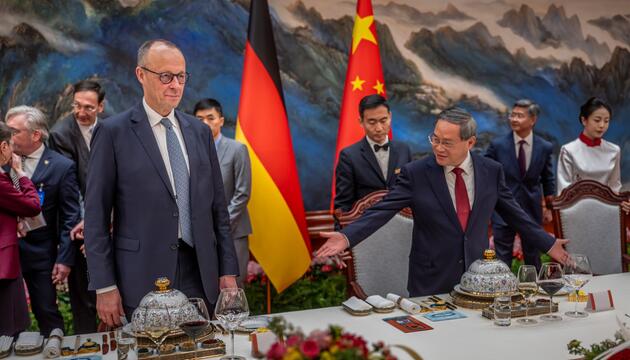 Bundeskanzler  Merz besucht China