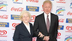 Boris Becker und seine Mutter Elvira im Jahr 2019.