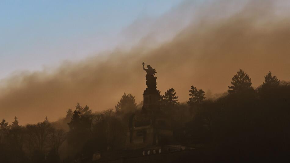 Niederwalddenkmal im Sonnenuntergang